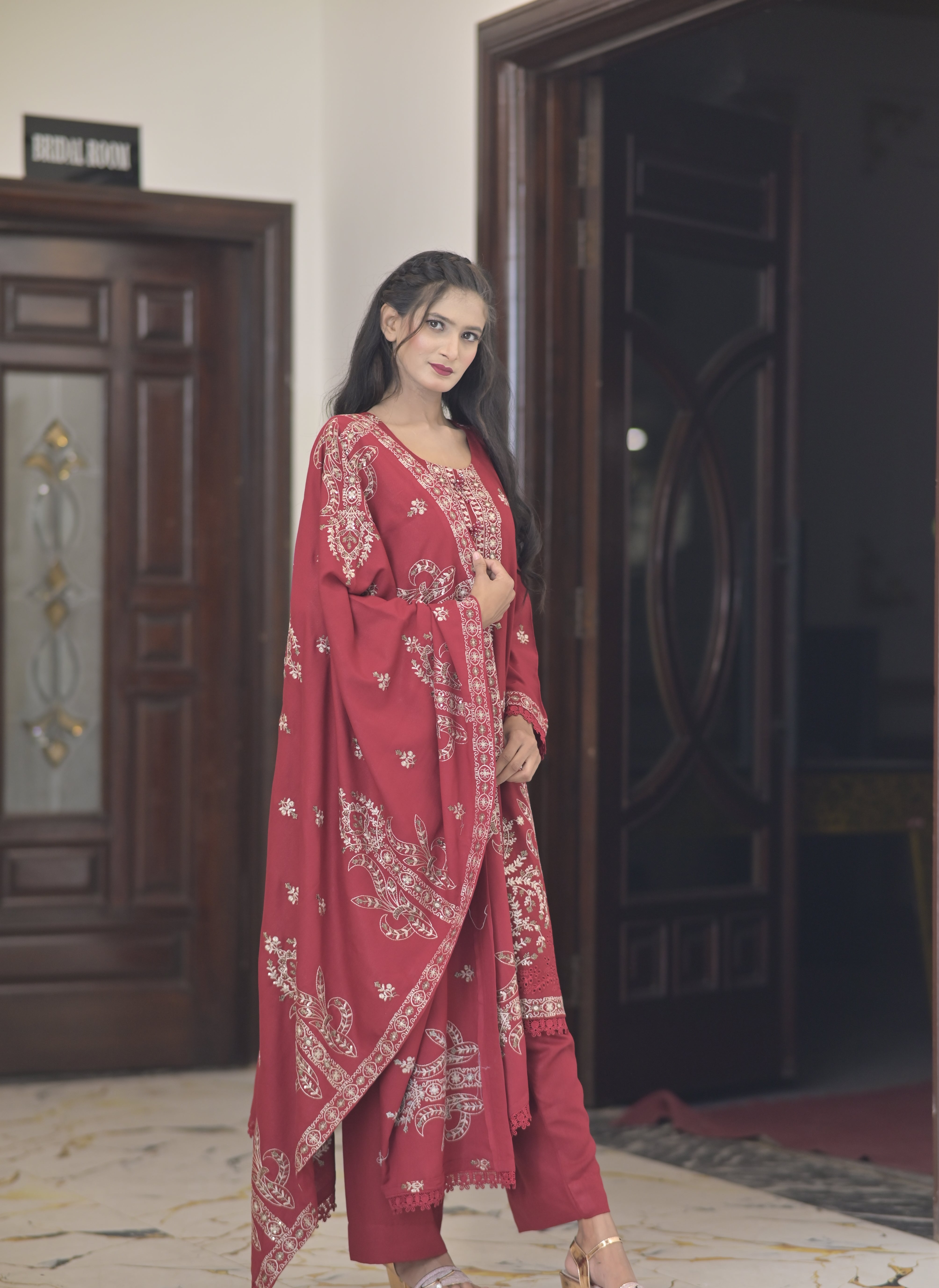 3 pcs mahroon Karandi fabric with shawal