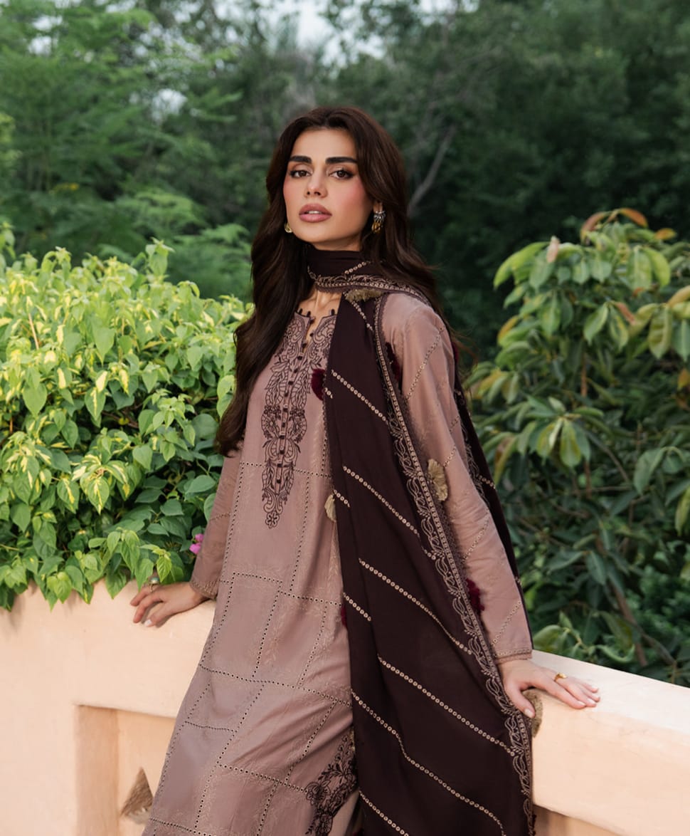Front Embroidered boring  Salevs Embroidered boring Dopta 4 Boder