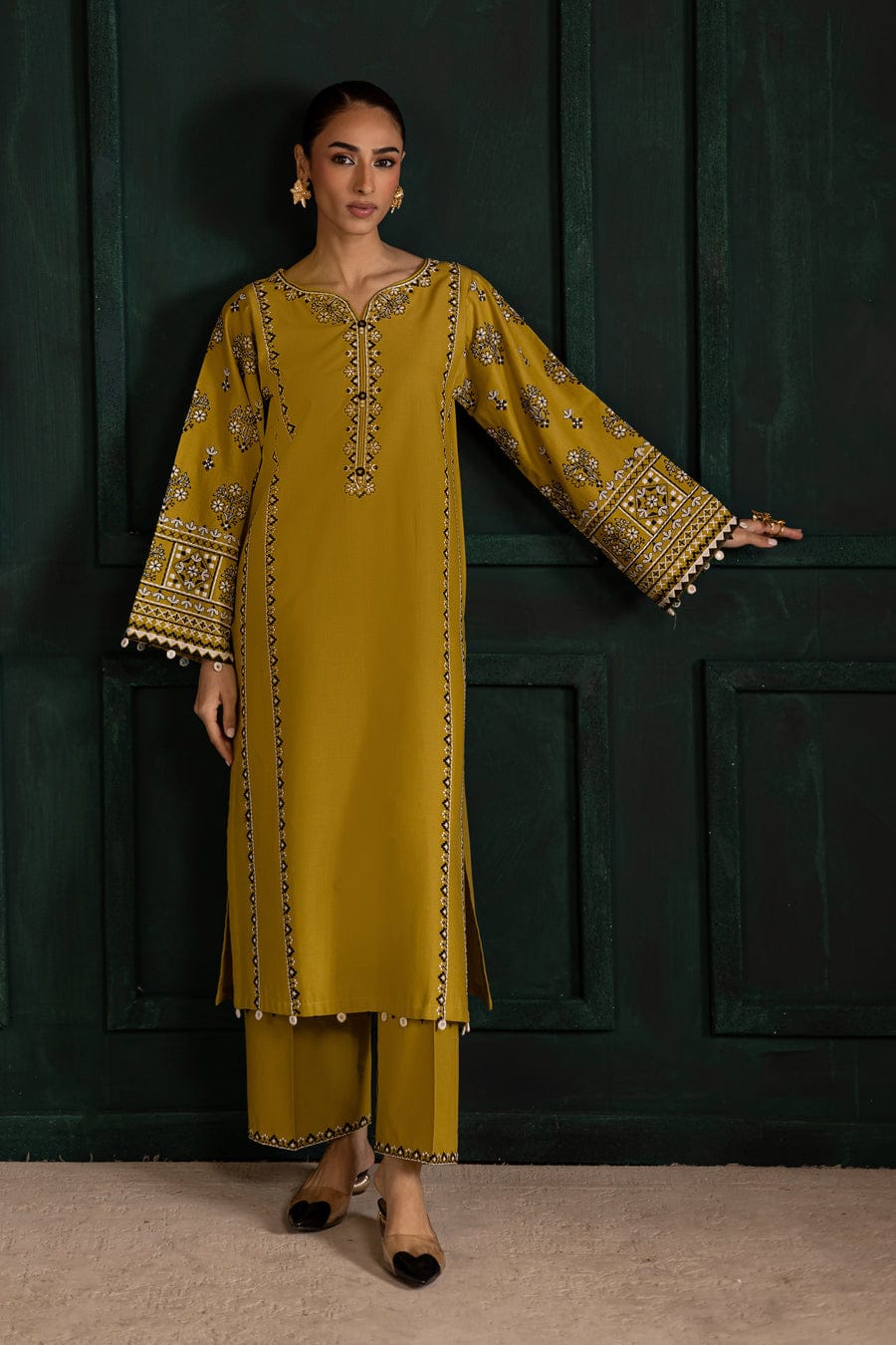 Premium Khaddar 2-Piece Embroidered Outfit