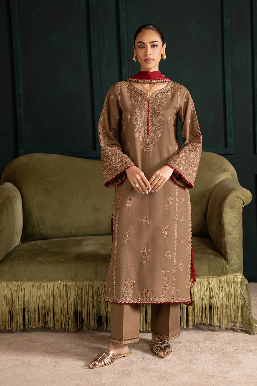 Tiramisu 3Pc – Embroidered Khaddar Suit with Crinkle Dupatta