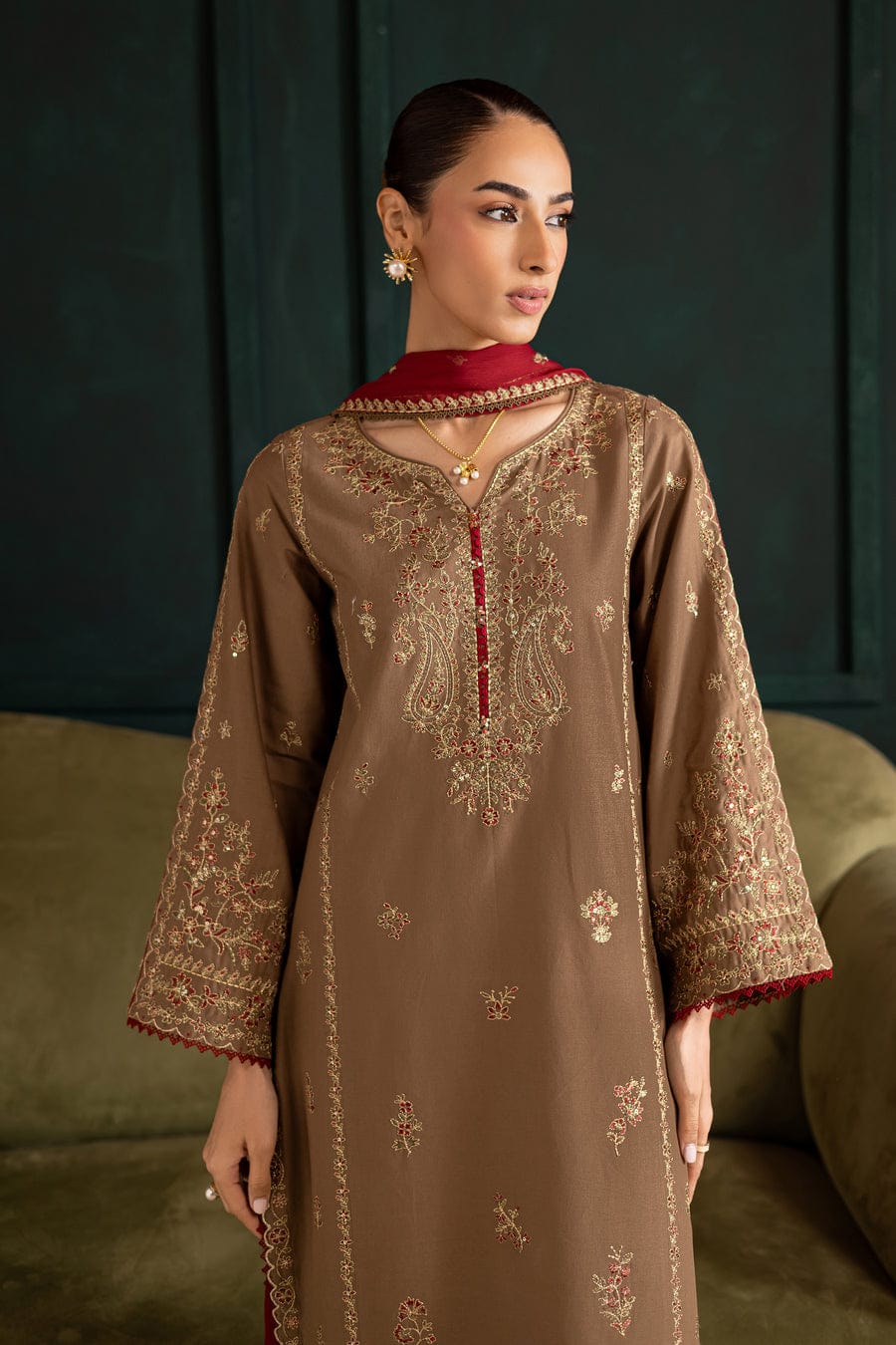 Tiramisu 3Pc – Embroidered Khaddar Suit with Crinkle Dupatta