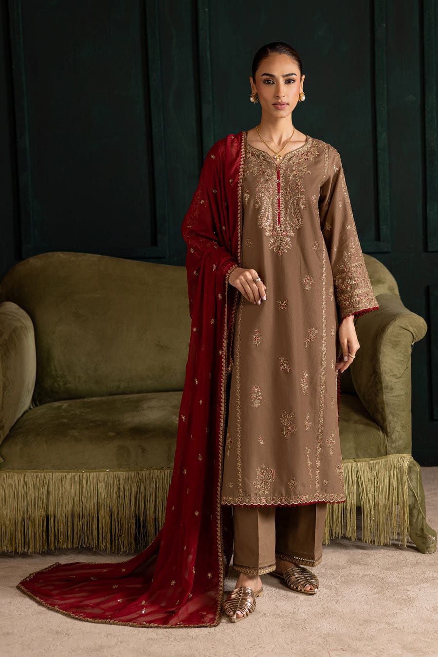 Tiramisu 3Pc – Embroidered Khaddar Suit with Crinkle Dupatta