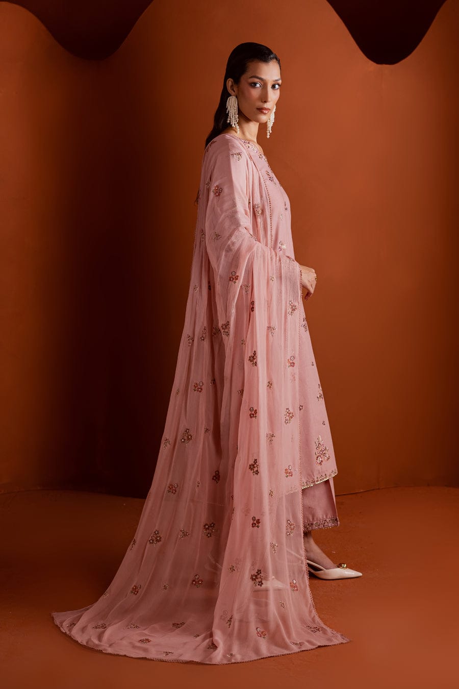 Premium Tea Zunaisha Khaddar 3-Piece Embroidered Ensemble Bamber Dupatta